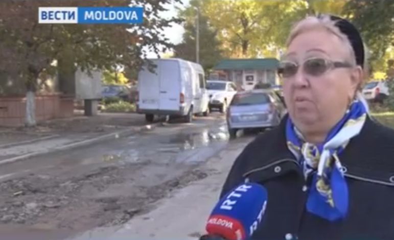 Жильцы неоднократно и писали, и звонили в столичный Водоканал, но результата ноль.