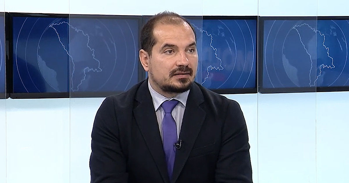 Бузу назвал зарплату, которую получает на посту министра труда.