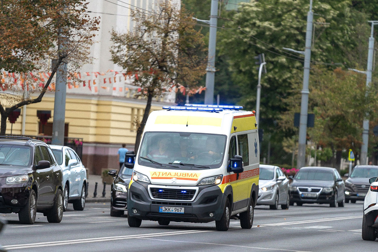 В Молдове за неделю в службу скорой помощи обратилось 13 850 человек. Фото: Point.md