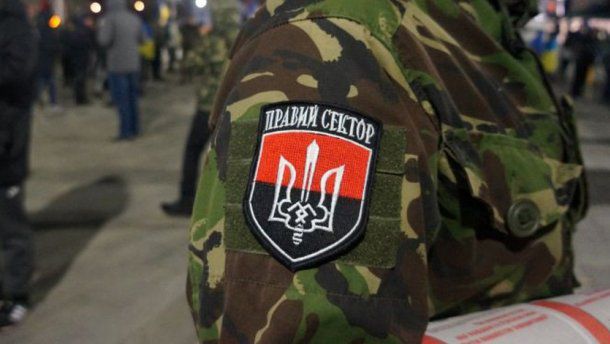 Бойцы перекрыли обходные грунтовые дороги на Крым