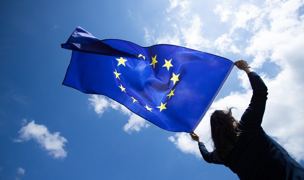 Vârsta mediană a locuitorilor UE a crescut la aproape de 45 de ani.