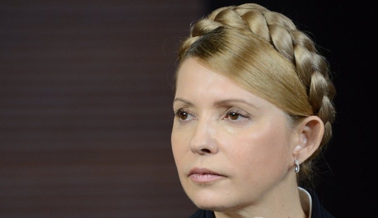 Тимошенко подчеркнула, что сегодня Украина должна коренным образом изменить стратегию своих действий.