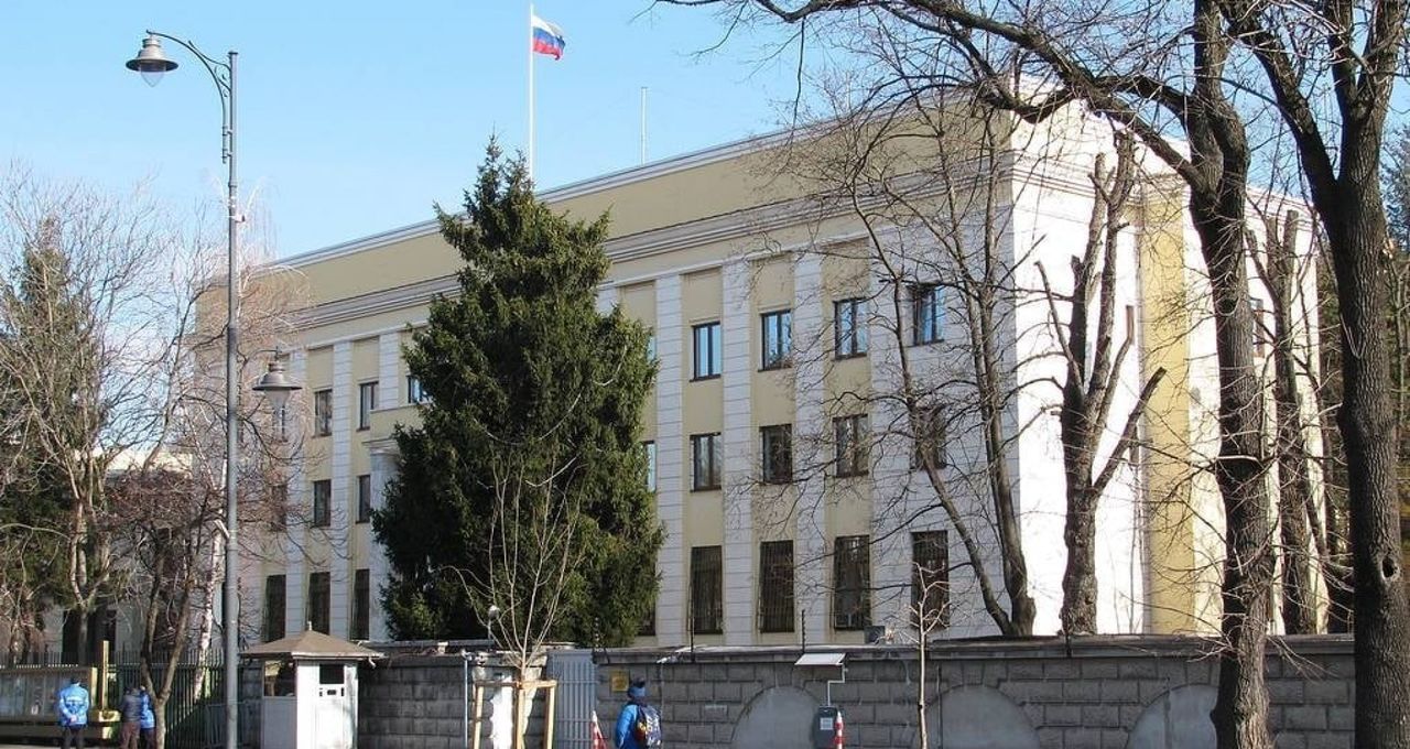 Посольство РФ в Бухаресте просит россиян сообщать о случаях дискриминации.