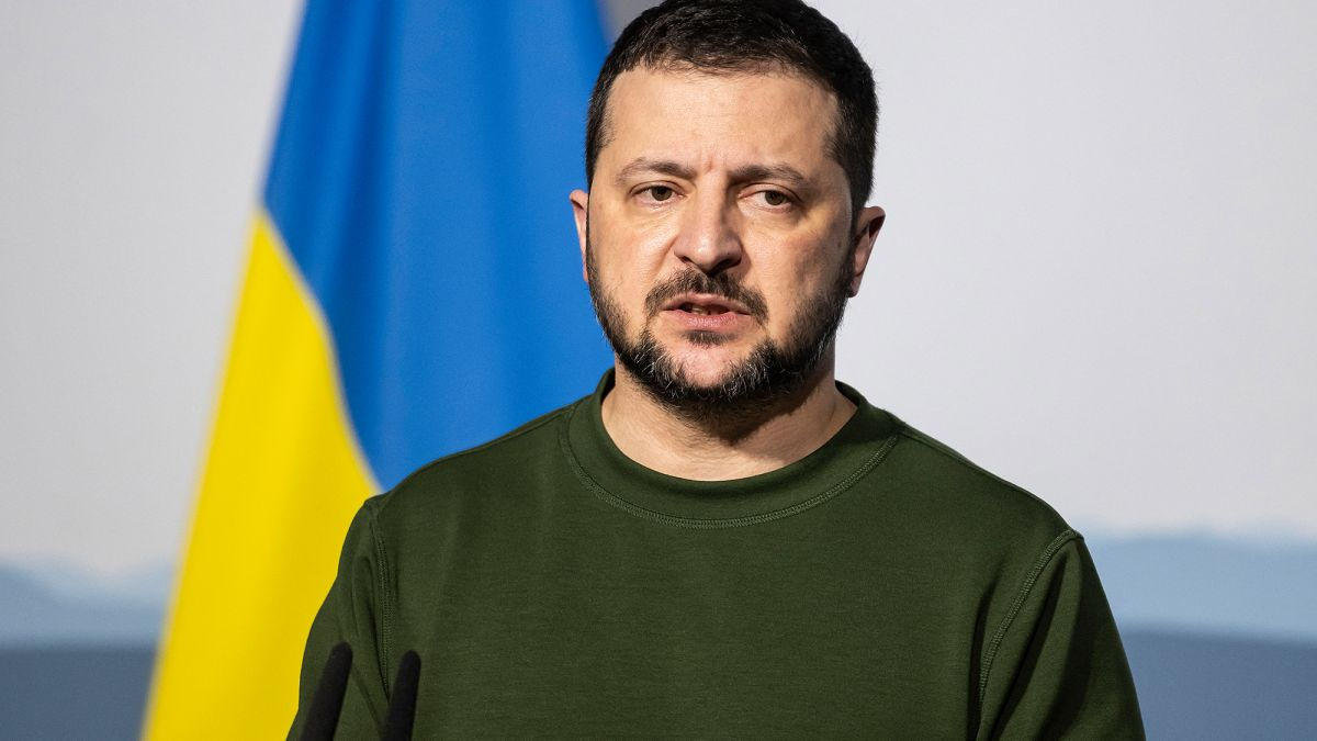Зеленский: Готов снова встретиться с Трампом для "серьезных" переговоров.