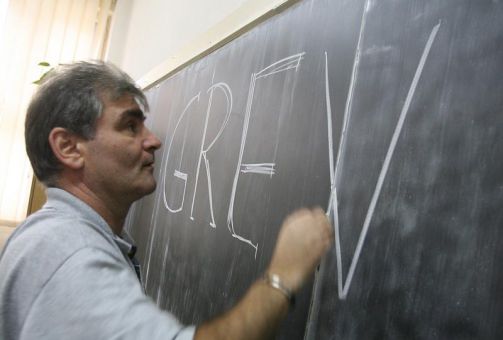 Profesorii ameninţă cu grevă generală. Foto: enational.ro