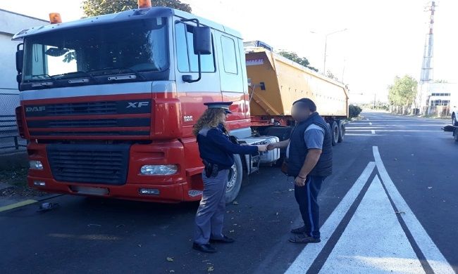 Молдаванин приехал к границе на изъятом властями Бельгии грузовике.
