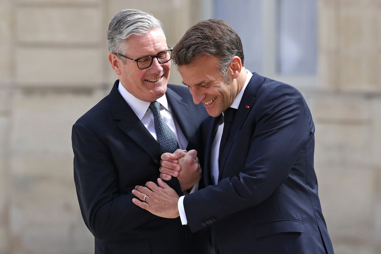 Стармер: Великобритания и Франция возглавят миссию по защите судоходства в Ормузском проливе.