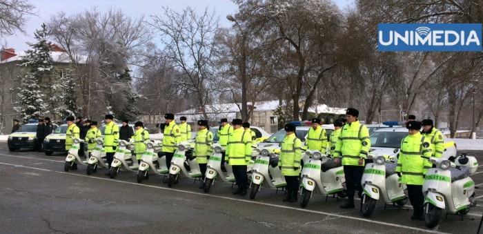 Deocamdată, poliţiştii din capitală au în dotare doar zece motorete. Vehiculele pe două roţi sunt un cadou din partea diasporei moldovenilor din Italia.