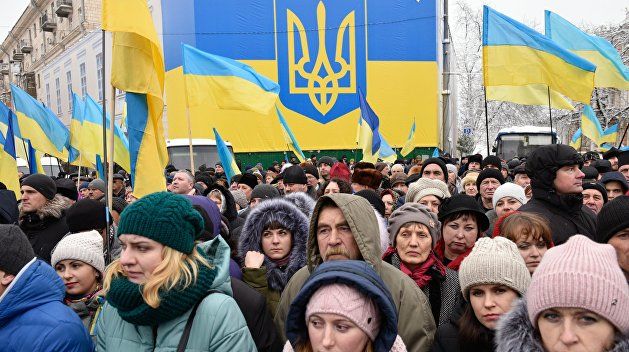 Численность населения Украины опустилась ниже отметки в 42 млн.