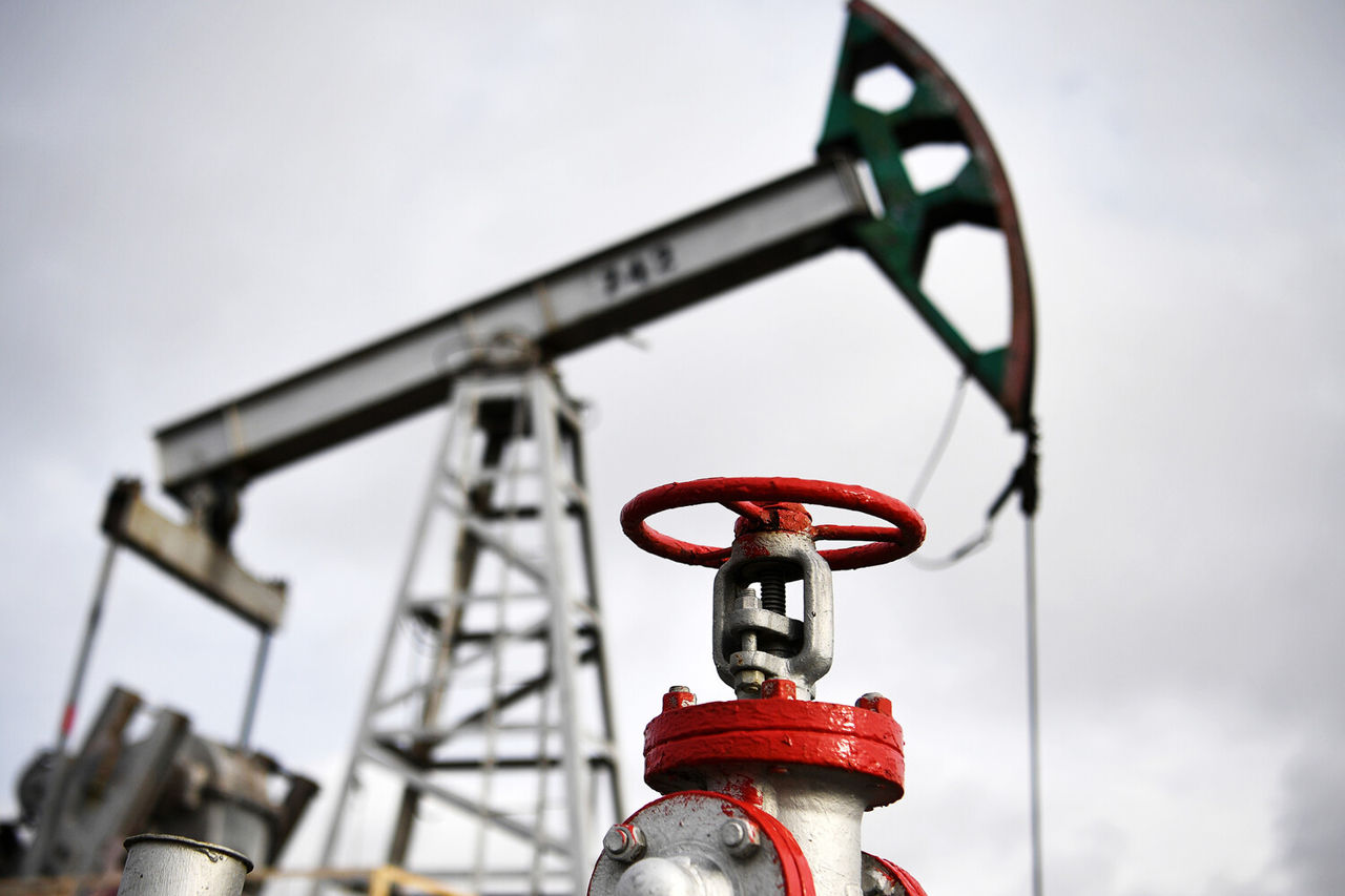 Мировой рынок нефти на данный момент профицитен.
