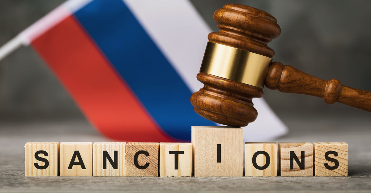 ЕС принял 11-й пакет санкций против России.