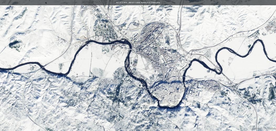 Фотографии были сделаны спутником Sentinel 2.