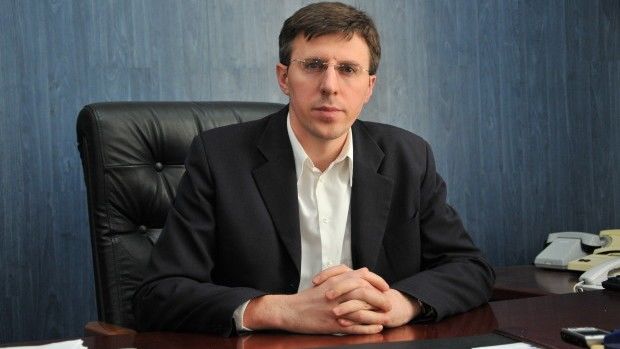 Генпримар считает, что его покойный дядя достоин того, чтобы сын Киртоакэ, был назван в его честь. 