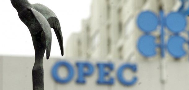 OPEC vinde petrolul pentru mai puțin de 40 dolari per baril. Foto: qatarshub.com