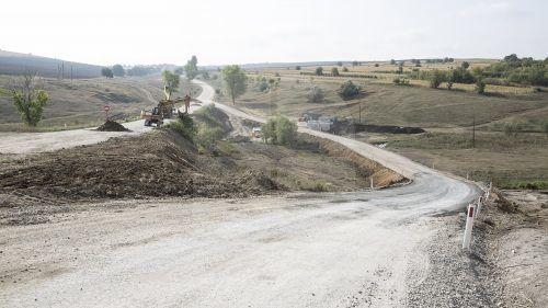 Drumul spre Mănăstirea Ţîpova va fi dat în exploatare până la sfârşitul anului viitor.