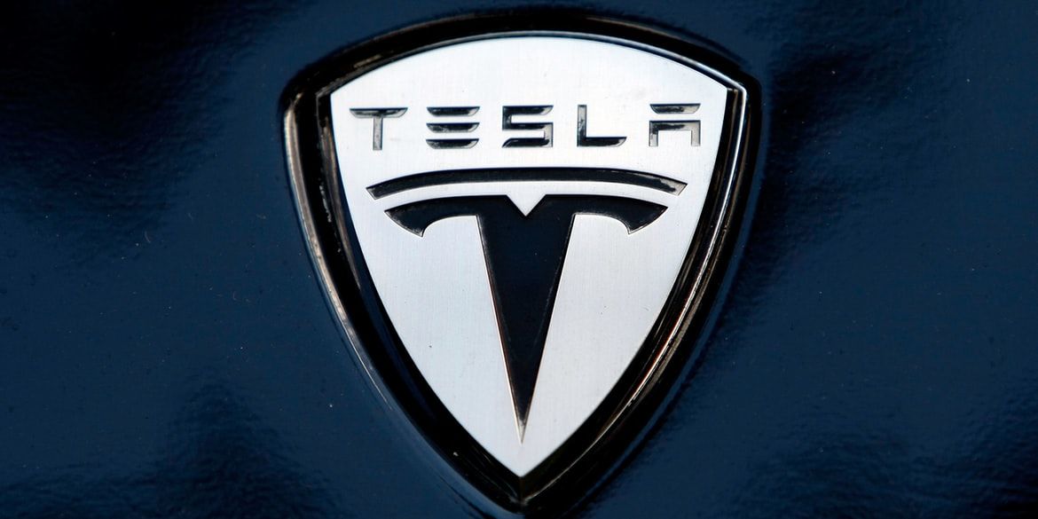 Рыночная стоимость акций Tesla составила 49 млрд долларов.