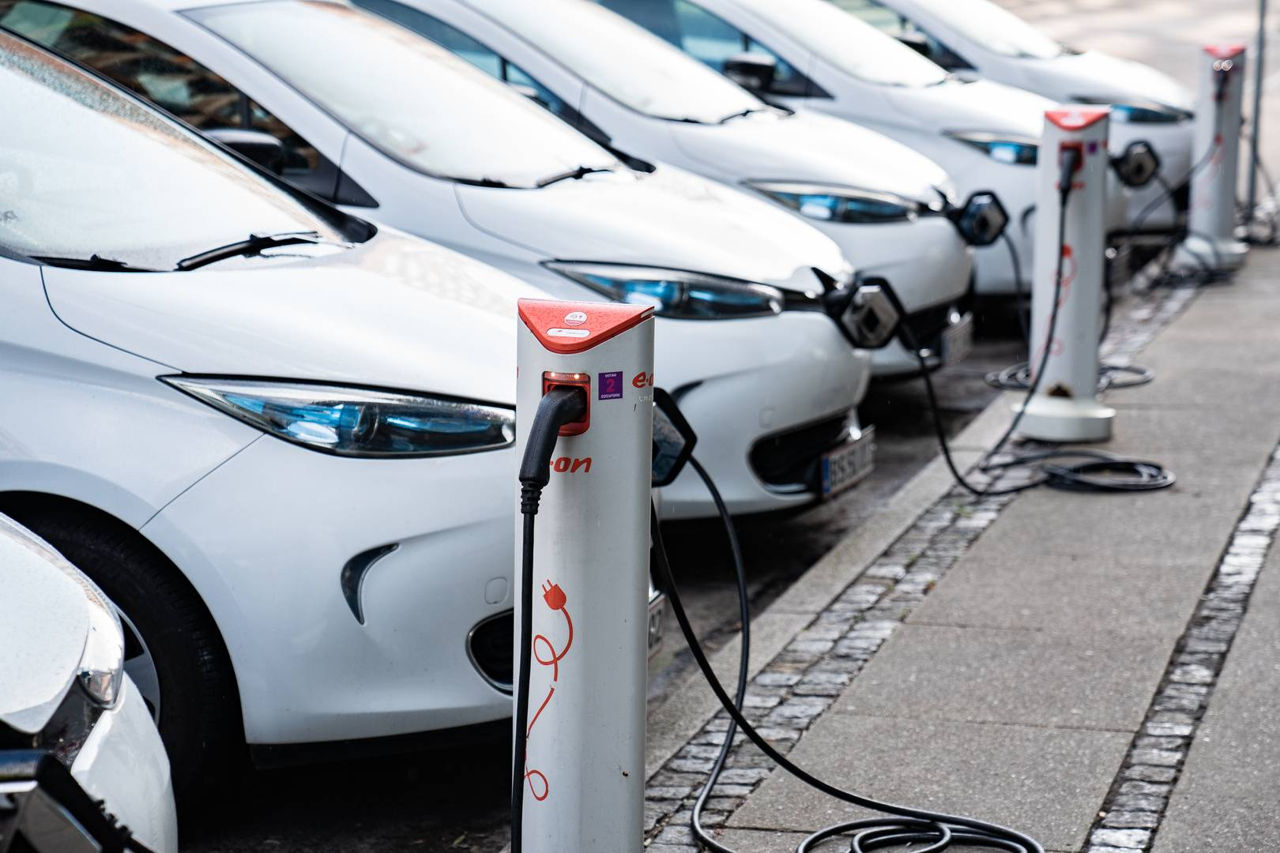Fiecare al șaselea automobil din Danemarca este electric.