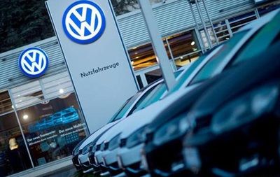 Volkswagen обвиняют в нарушении законов в 20 странах ЕС.