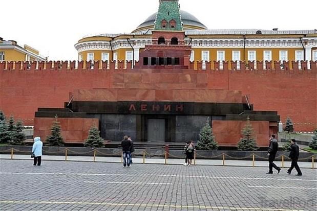 Cât cheltuie Federația Rusă pentru întreținerea zilnică a corpului lui Vladimir Lenin în Mausoleu. Foto: buildings.culturesite.org