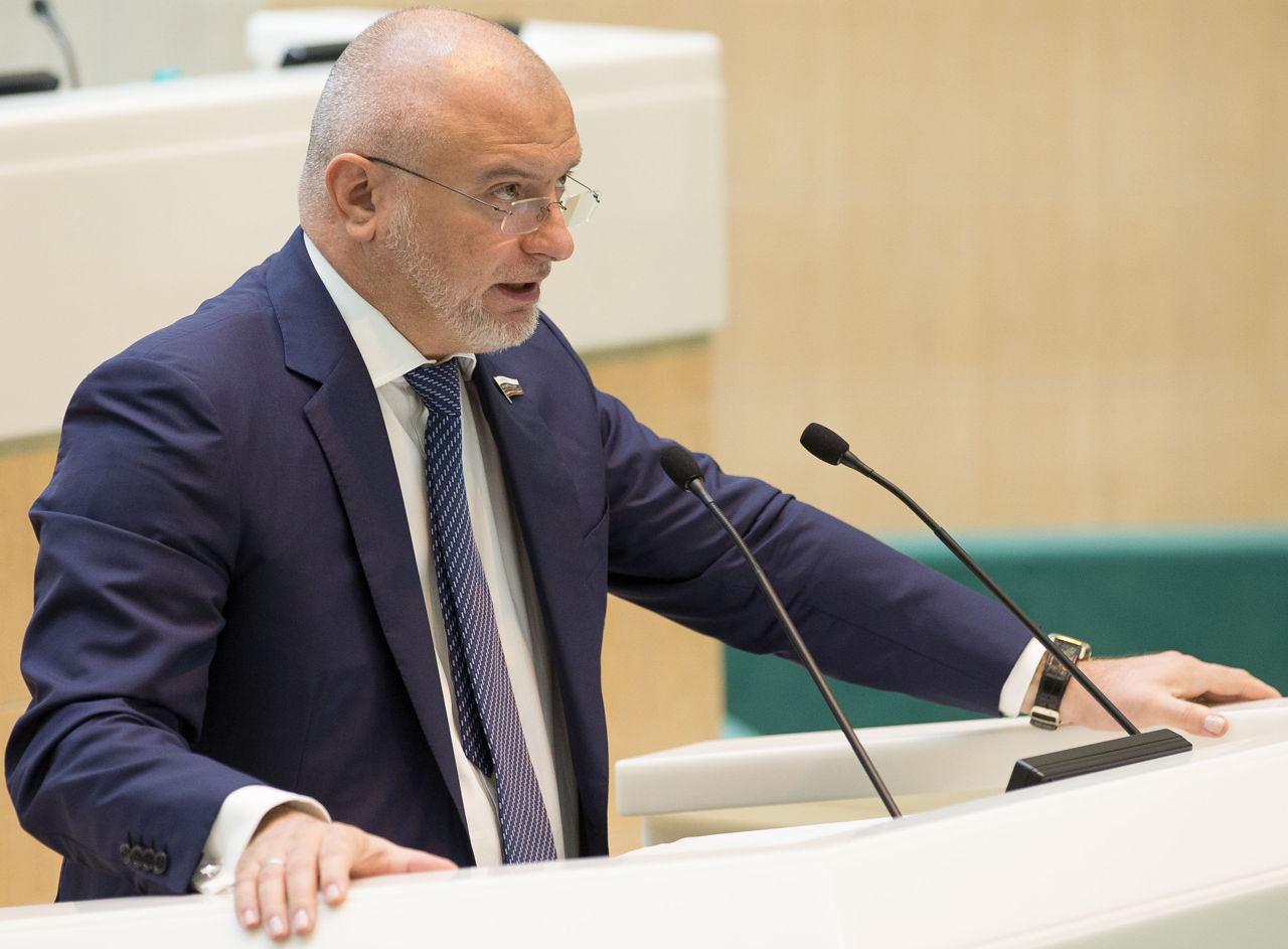 Глава комитета Совета федерации РФ по госстроительству Андрей Клишас.