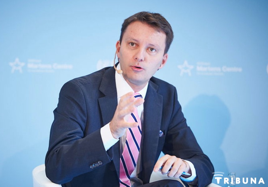 Евродепутат, пресс-секретарь ЕНП Зигфрид Мурешан.