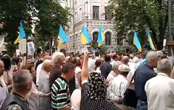 Сегодня 365 тысяч украинцев участвовали в акциях.