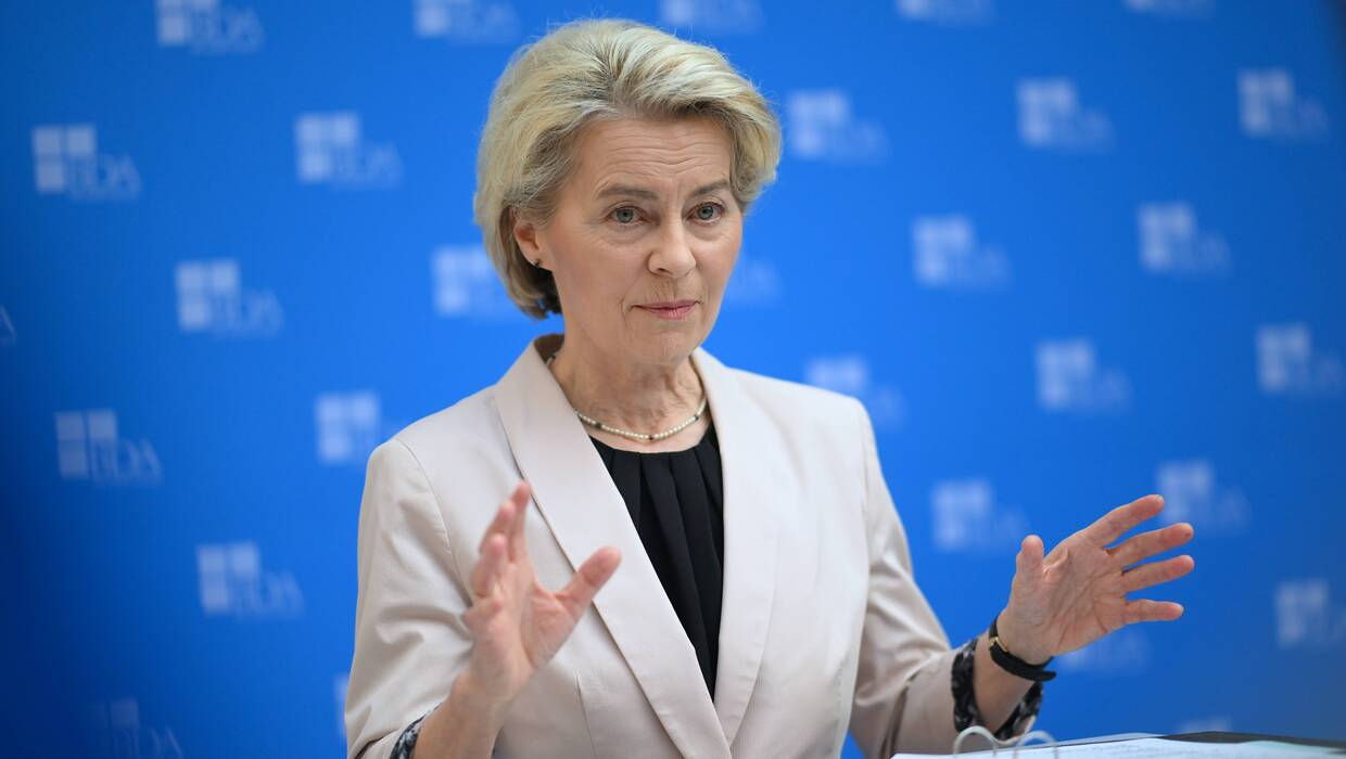 Урсула фон дер Ляйен: "Друзья Путина" хотят уничтожить Евросоюз изнутри.