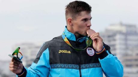 Serghei Tarnovschi, vrea să-şi cumpere un apartament la Chişinău. Foto: houstonchronicle.com