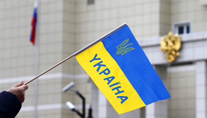 В Украине намерены арестовать еще одно судно из России. Фото: Reuters