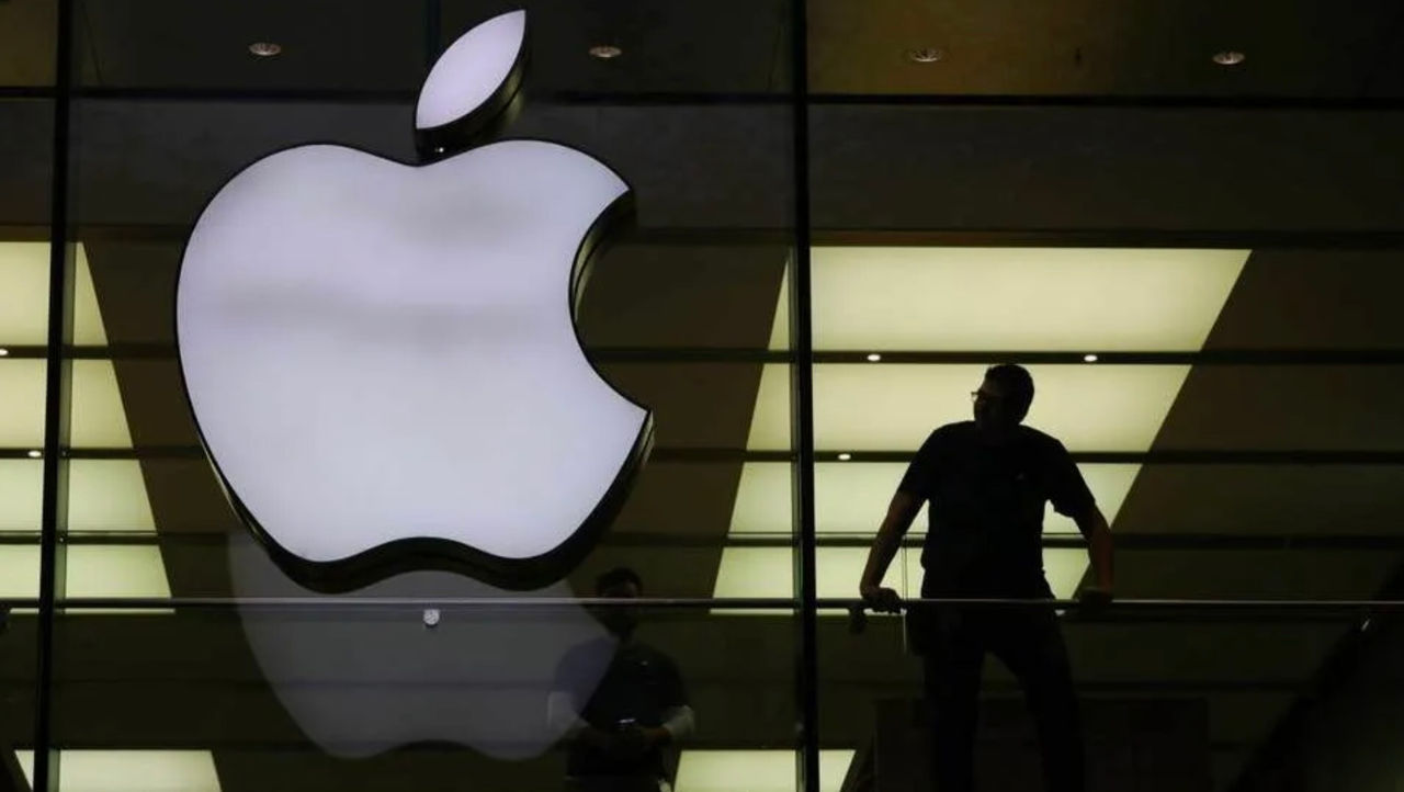 Bloomberg: В Apple опасаются утечки мозгов.