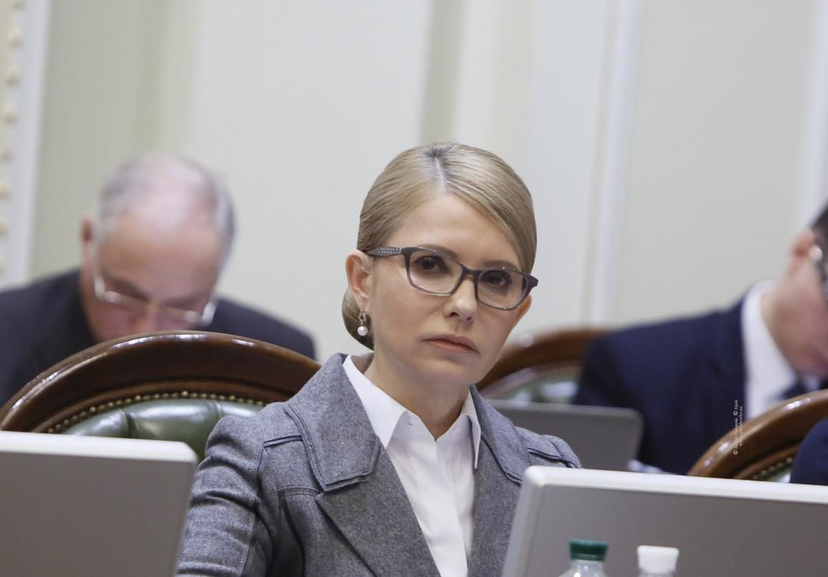 У Тимошенко не опускается температура ниже 39.