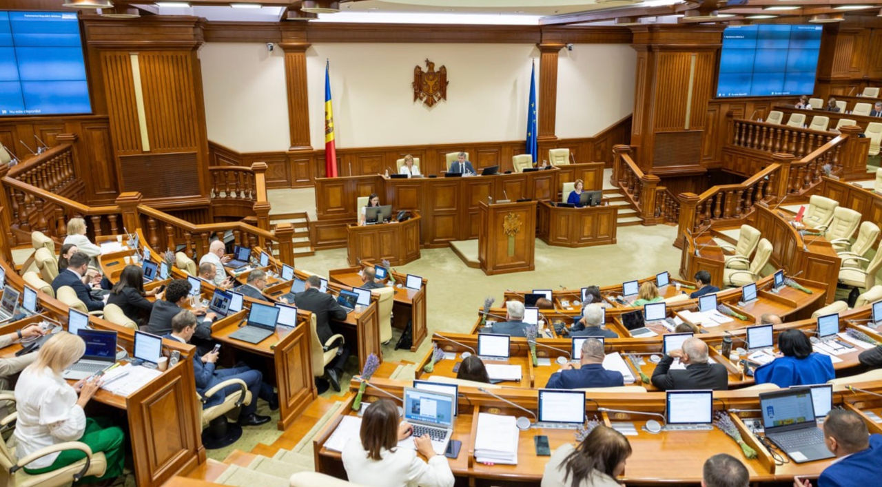 Parlamentul R. Moldova a instituit Colegiul Anticorupție.