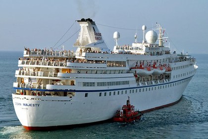 Около 500 немецких пассажиров корабля «Ocean Majesty» провели целый день в Ялте.