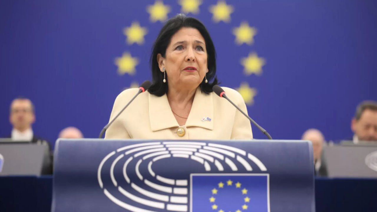Zurabișvili: Rusia experimentează o nouă formă de invazie.
