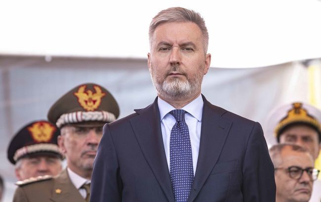 Италия усилит восточный фланг НАТО из-за наращивания войск РФ возле Украины.