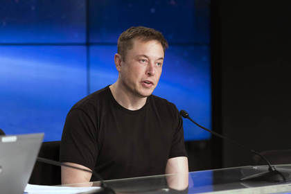 Владелец производящей электромобили компании Tesla Илон Маск.