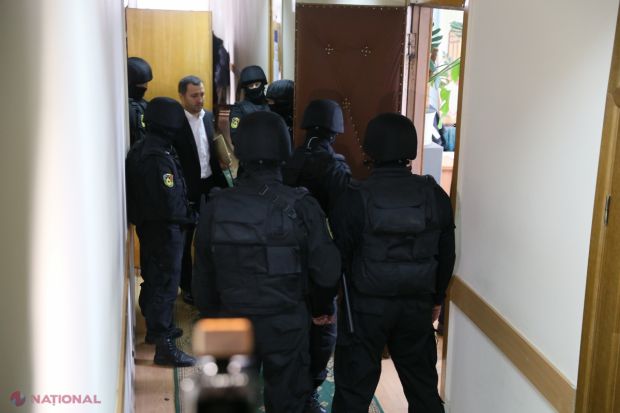 Tot astăzi, magistrații urmează să decidă dacă ședințele de judecată în dosarul în care este anchetat politicianul vor fi deschise sau ca până acum, închise