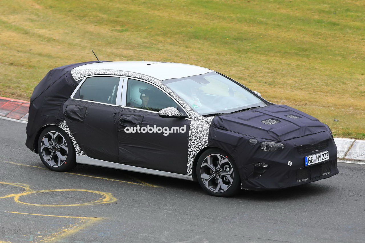 Poze spion: KIA pregăteşte noua generaţie a modelului Cee’d. Foto:autoblog.md