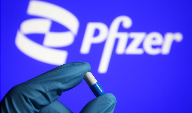 Южная Корея одобрила ковид-таблетки Pfizer для лечения дома.