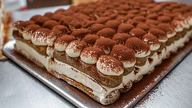 Cel mai lung tort tiramisu, gătit și înscris în Guinness Book