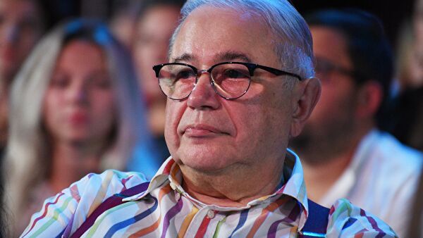 Петросян прокомментировал сообщения о женитьбе.