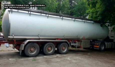 За рулем автомобиля находился 38-летний мужчина.