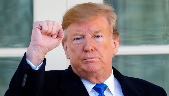 Опрос: уровень поддержки Трампа достиг рекордных 45%.