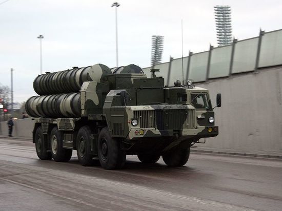 Израиль пригрозил уничтожить российские С-300.