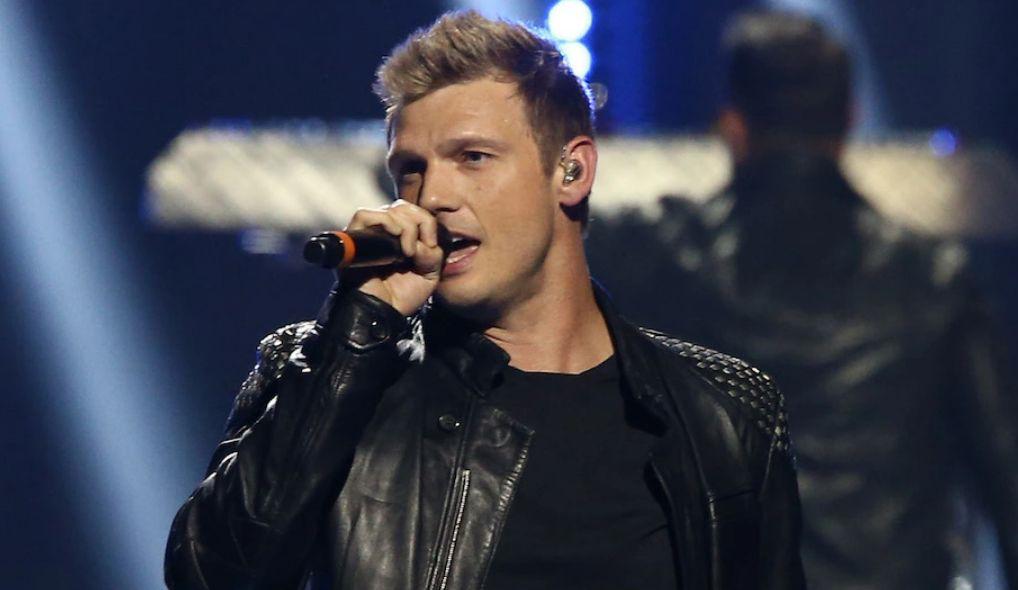 Участника группы Backstreet Boys Ника Картера обвинили в изнасиловании.