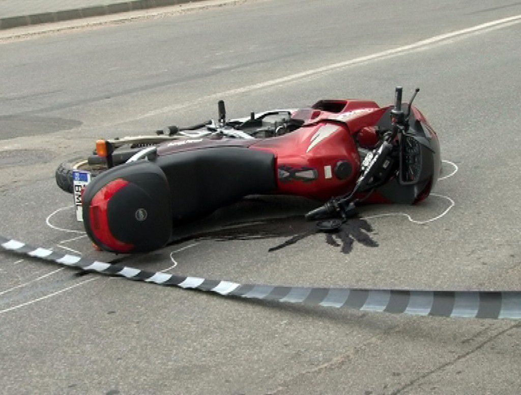 Șoferul automobilului nu a cedat trecerea victimei şi impactul nu a mai putut fi evitat. Foto:observator.ro