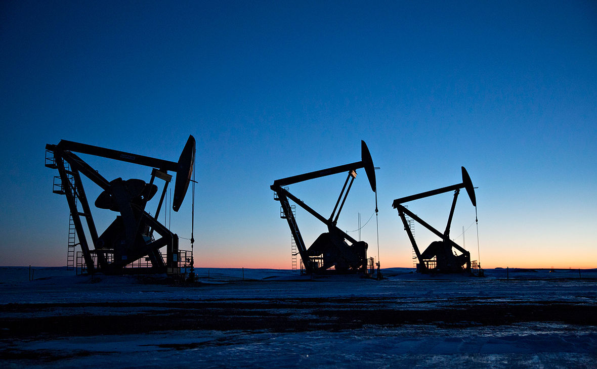 Companiile petroliere europene au câștigat miliarde pe fondul creșterii prețurilor la carburanți.