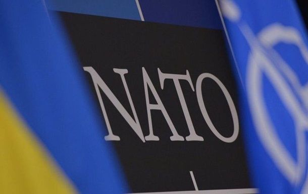 Поддержка НАТО в Украине за последние три года выросла почти в четыре раза.
