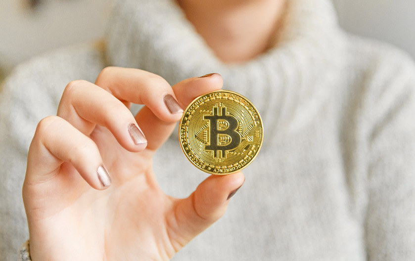 Курс Bitcoin вырос на $3 000 и вернулся к $50 000 менее чем за сутки.