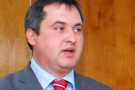 Олег Гаризан утверждает, что ценности навязываются. Фото: haberlar.wordpress.com